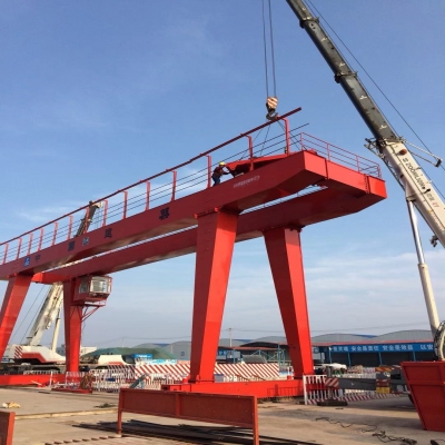 MG雙主梁門式起重機(jī)投入運行