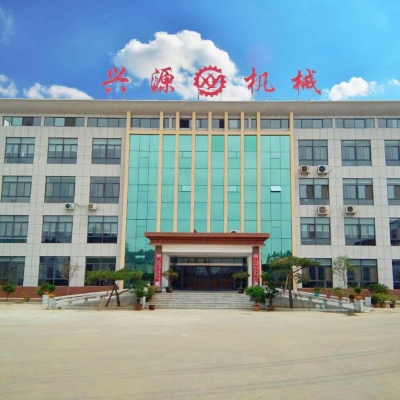 以科技創(chuàng)新為引領(lǐng)、先進(jìn)制造業(yè)為骨干